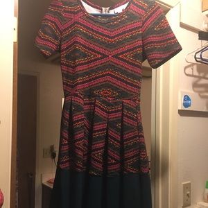 XXS Amelia (Lularoe)